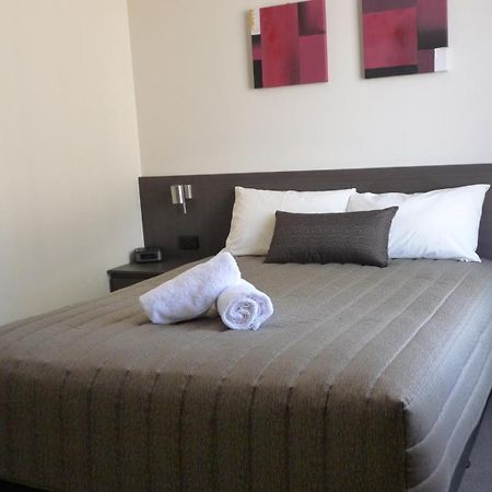 Loddon River Motel Kerang Kültér fotó